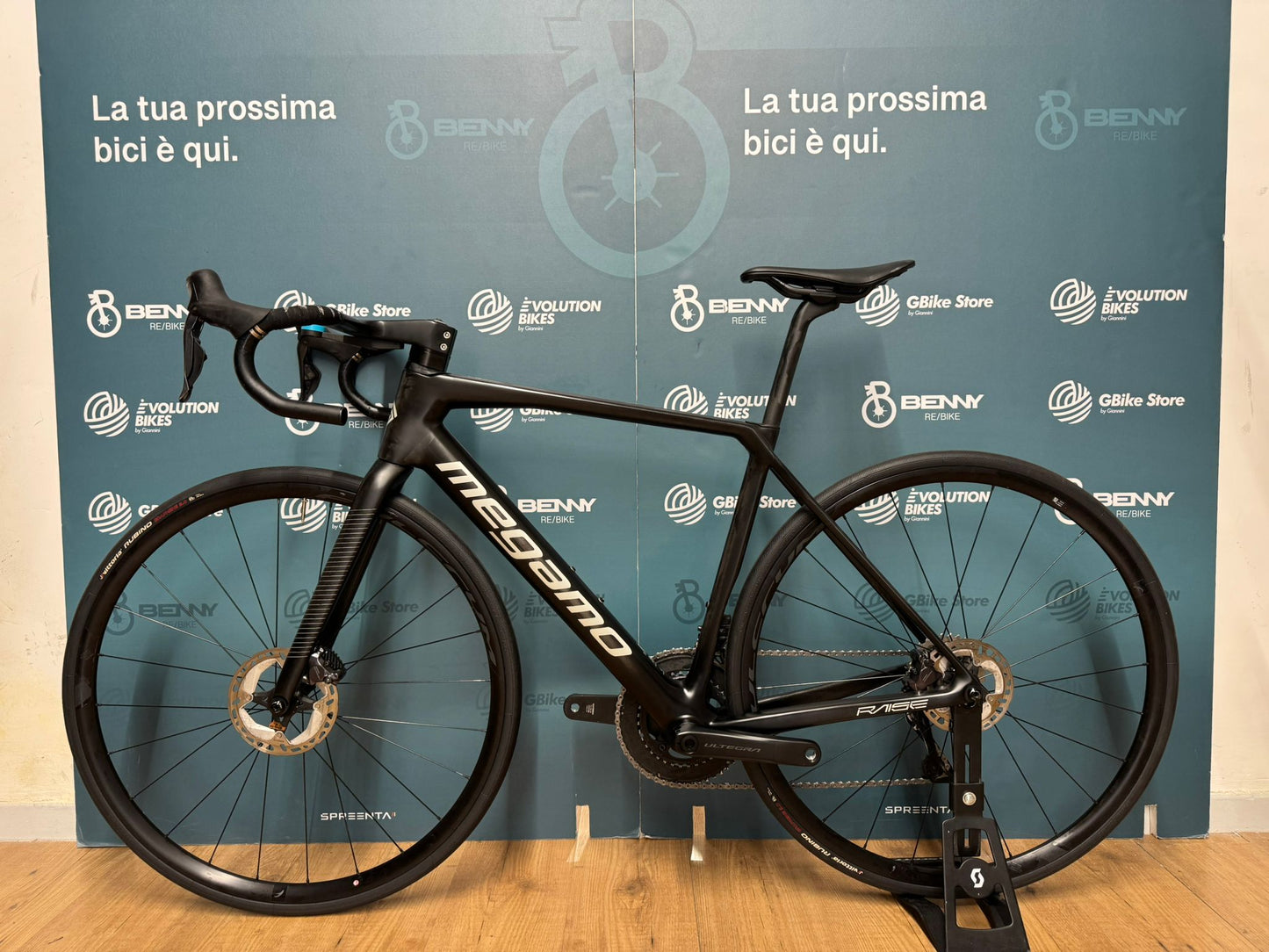Tamaño del disco Megamo Raise Ultegra Di2 12v M - Usado