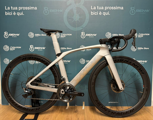 Trek Madone SLR 9 Disc Size 52 - Used