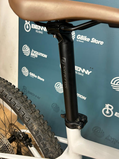 Scott Scale Taille 930 L - Utilisé